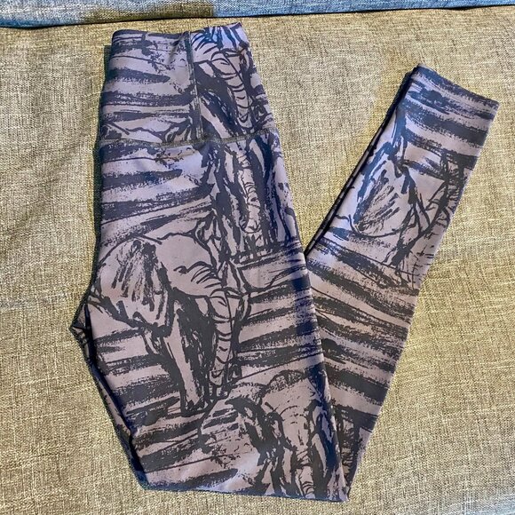 Mott50 UPF Elephant Tights Size XS - Picture 2 of 5
